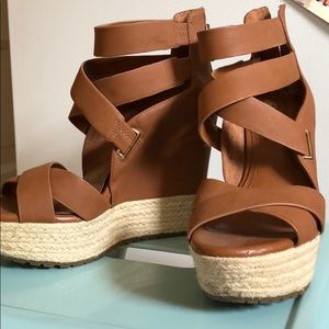 Size 7 never worn brown BCBG wedges!